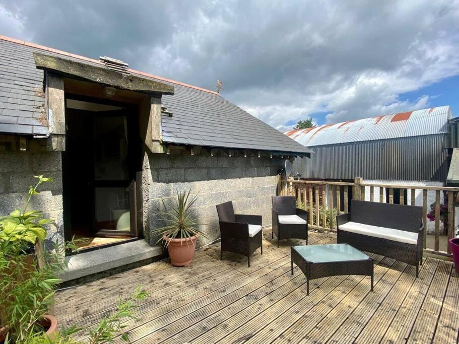 Kingsford Renovated Old * Wexford